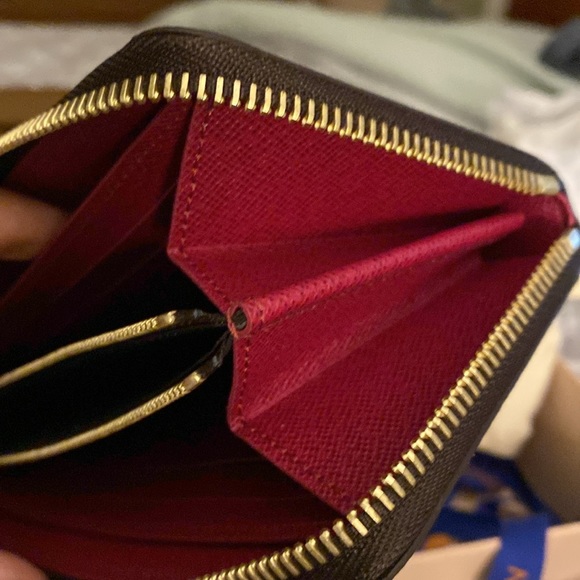 Louis Vuitton Monogram Clemence Zipper Wallet.  NWOT. NEVER USED - Picture 8 of 14